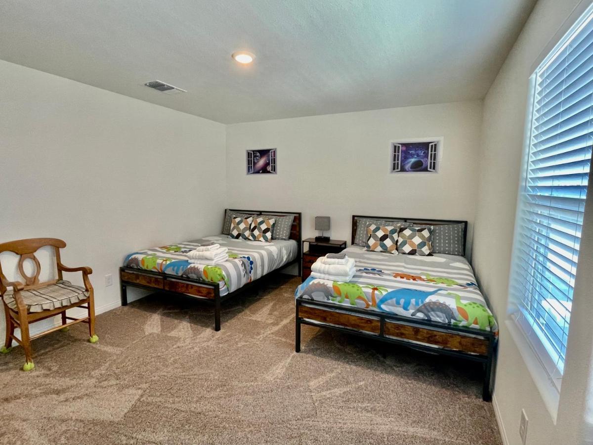 Spacious House, 5 Bedrooms, Sleeps 12, Near Las Vegas Strip And Airport 外观 照片