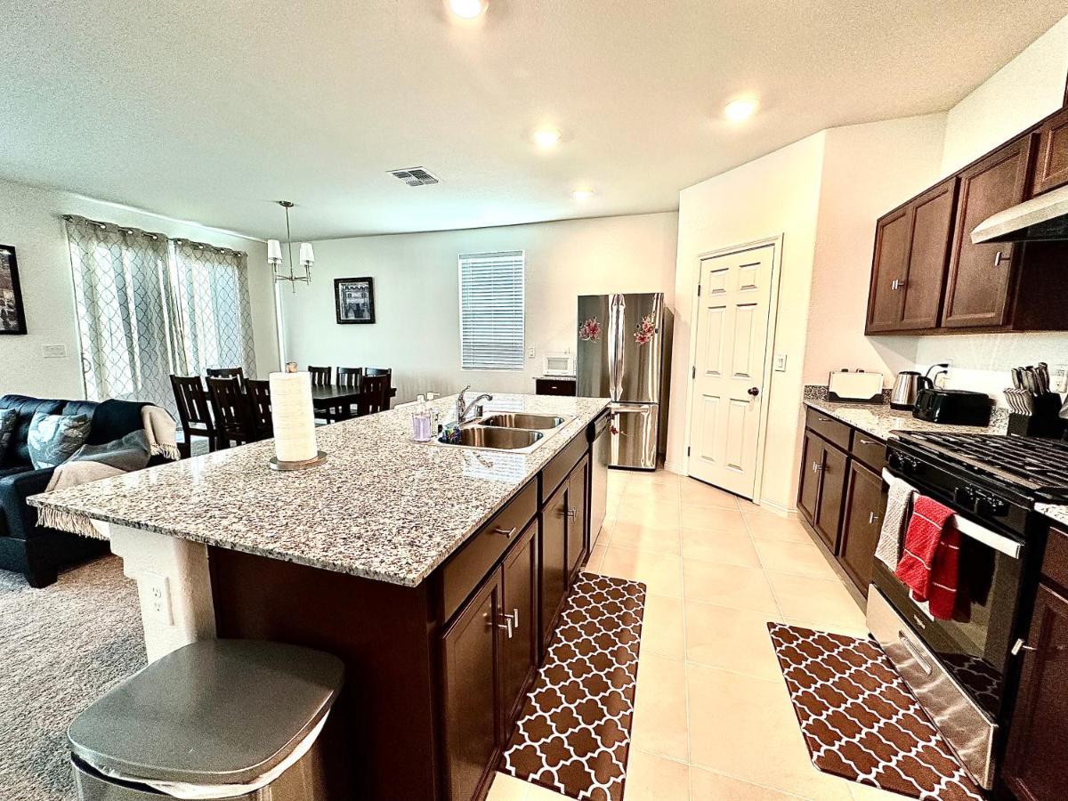 Spacious House, 5 Bedrooms, Sleeps 12, Near Las Vegas Strip And Airport 外观 照片